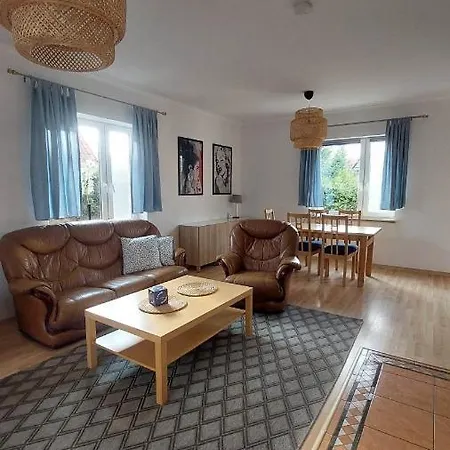 Dom Letniskowy Zalesie Nad Jeziorem Tajty Wilkasy (Gizycko)