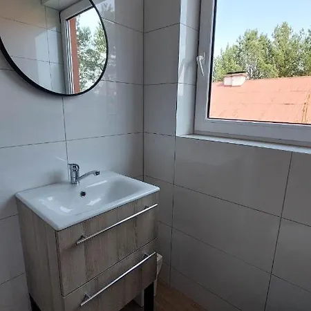 Casa de Férias Dom Letniskowy Zalesie Nad Jeziorem Tajty Wilkasy (Gizycko)