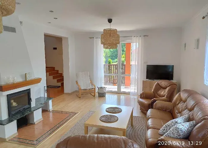 Dom Letniskowy Zalesie Nad Jeziorem Tajty *